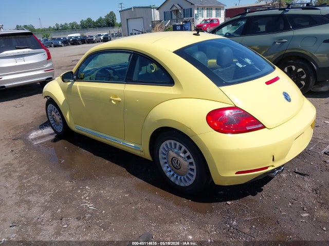 45114635 :رقم المزاد ، 3VWJX7AT8DM681185 vin ، 2013 Volkswagen Beetle 2.5l مزاد بيع