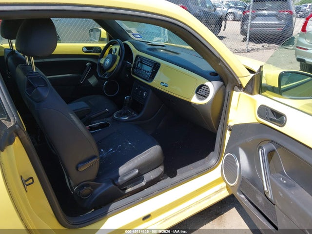 45114635 :رقم المزاد ، 3VWJX7AT8DM681185 vin ، 2013 Volkswagen Beetle 2.5l مزاد بيع