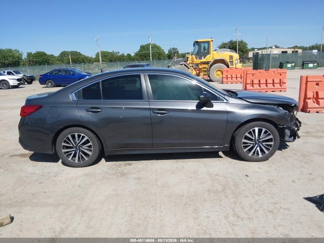 4S3BNAF62K3034583 Subaru Legacy 2.5i Premium