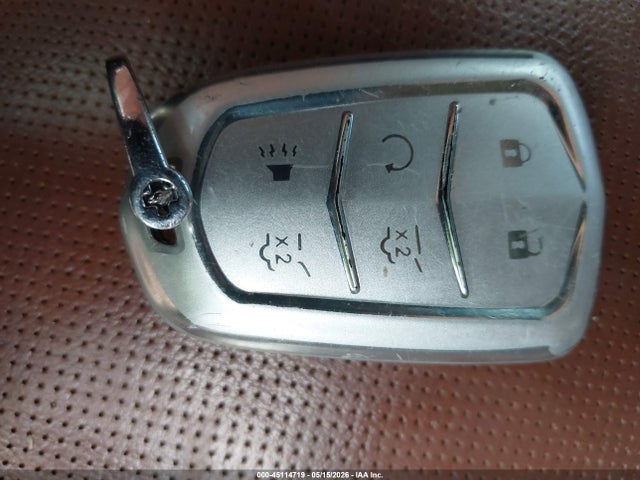 45114719 :رقم المزاد ، 1GYS4BKJ2LR217896 vin ، 2020 Cadillac Escalade 4wd Luxury مزاد بيع