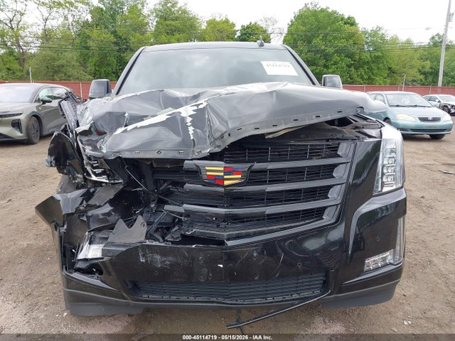 45114719 :رقم المزاد ، 1GYS4BKJ2LR217896 vin ، 2020 Cadillac Escalade 4wd Luxury مزاد بيع