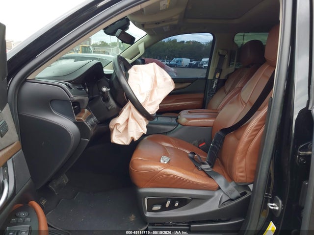45114719 :رقم المزاد ، 1GYS4BKJ2LR217896 vin ، 2020 Cadillac Escalade 4wd Luxury مزاد بيع