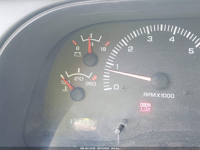 45114728 :رقم المزاد ، 1B4HS28NXYF286602 vin ، 2000 Dodge Durango مزاد بيع