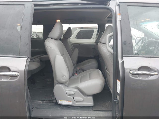 Toyota SIENNA XLE 2016 5TDDK3DC9GS135096 Image 8