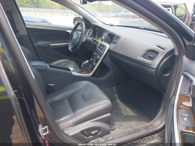 Продаж на аукціоні авто 2015 Volvo S60 T5 Premier, vin: YV126MFB9F2300473, номер лоту: 45114766