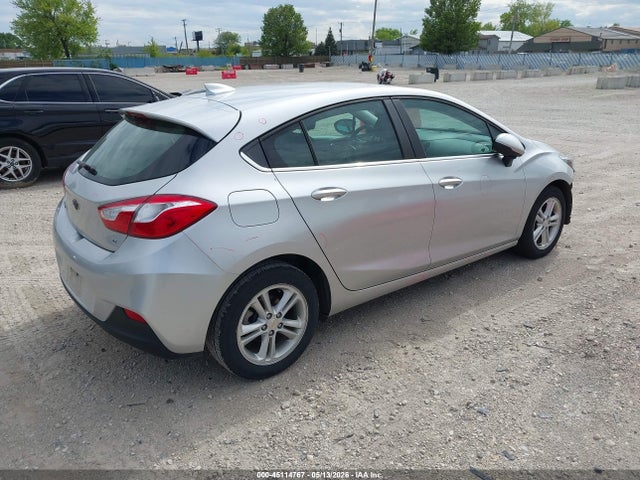 45114767 :رقم المزاد ، 3G1BE6SM4JS642589 vin ، 2018 Chevrolet Cruze Lt Auto مزاد بيع