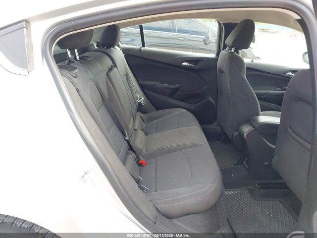 45114767 :رقم المزاد ، 3G1BE6SM4JS642589 vin ، 2018 Chevrolet Cruze Lt Auto مزاد بيع