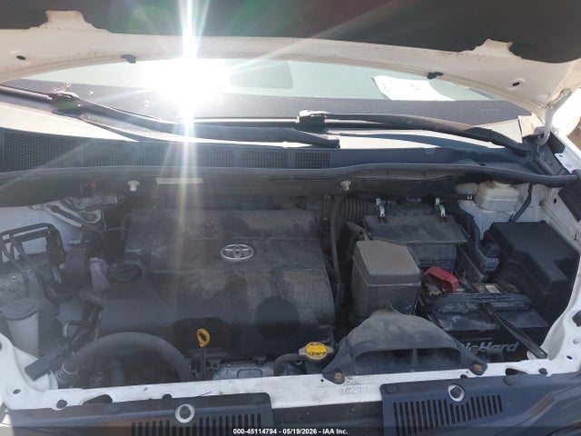 2011 Toyota Sienna Le V6 მანქანა იყიდება აუქციონზე, vin: 5TDKK3DC4BS033401, აუქციონის ნომერი: 45114794