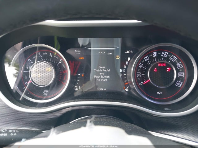 45114798 :رقم المزاد ، 2C3CDZFJXFH750522 vin ، 2015 Dodge Challenger R/t Scat Pack مزاد بيع