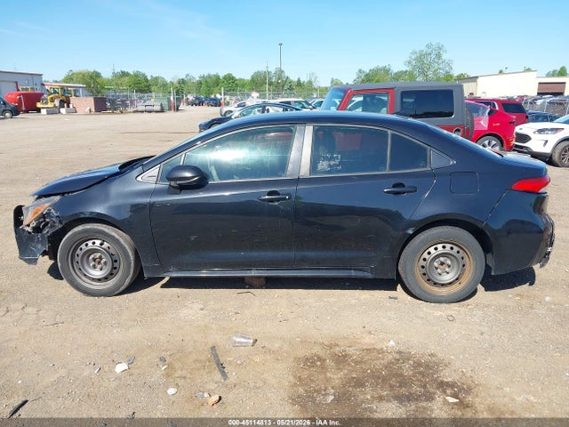 Продаж на аукціоні авто 2021 Toyota Corolla Le, vin: JTDEPMAE6MJ153145, номер лоту: 45114813