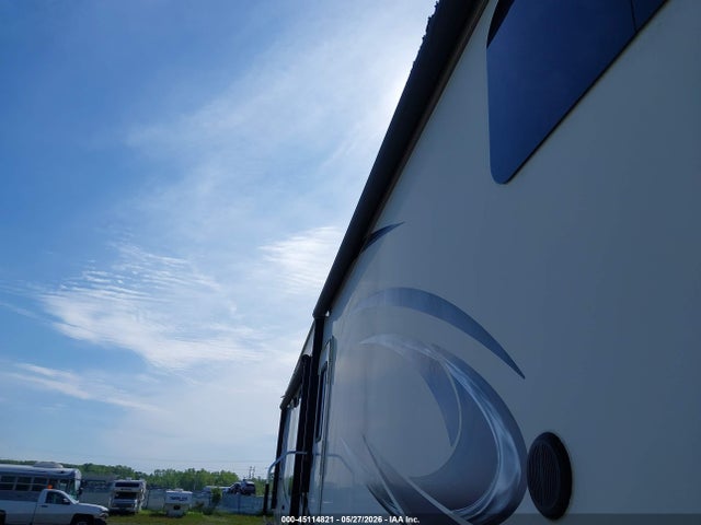 5ZWFBXE22E1001516 Evergreen Rv Other