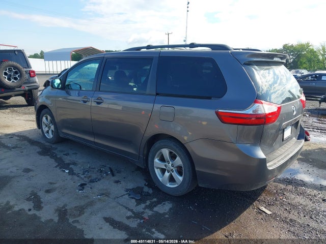 Продажа на аукционе авто 2017 Toyota Sienna Le 8 Passenger, vin: 5TDKZ3DC3HS824149, номер лота: 45114831