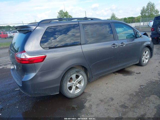 Продажа на аукционе авто 2017 Toyota Sienna Le 8 Passenger, vin: 5TDKZ3DC3HS824149, номер лота: 45114831