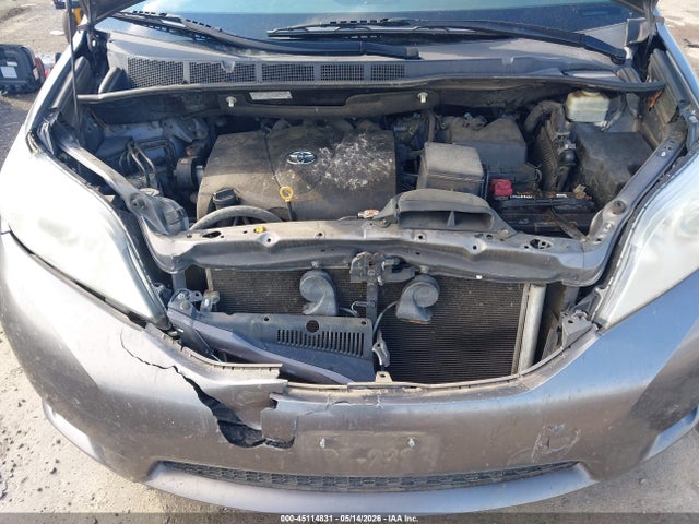 Продажа на аукционе авто 2017 Toyota Sienna Le 8 Passenger, vin: 5TDKZ3DC3HS824149, номер лота: 45114831