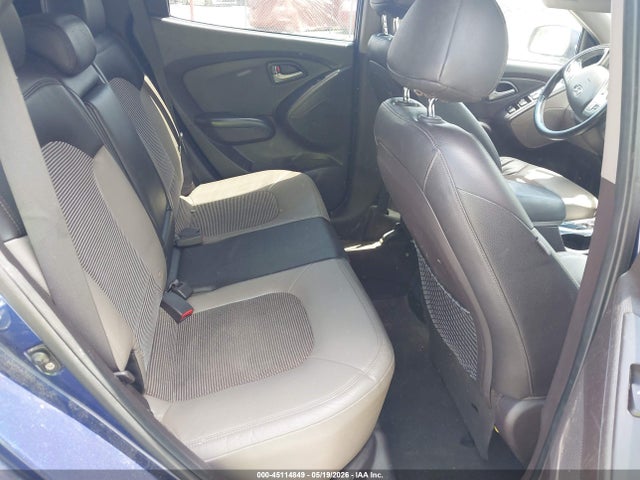 Продажа на аукционе авто 2011 Hyundai Tucson Gls, vin: KM8JU3AC2BU137581, номер лота: 45114849