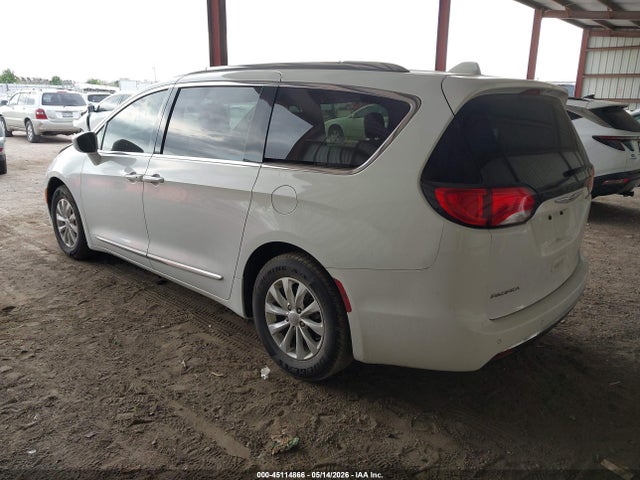 Chrysler Pacifica Touring L 2018 2C4RC1BG6JR290427 Image 3