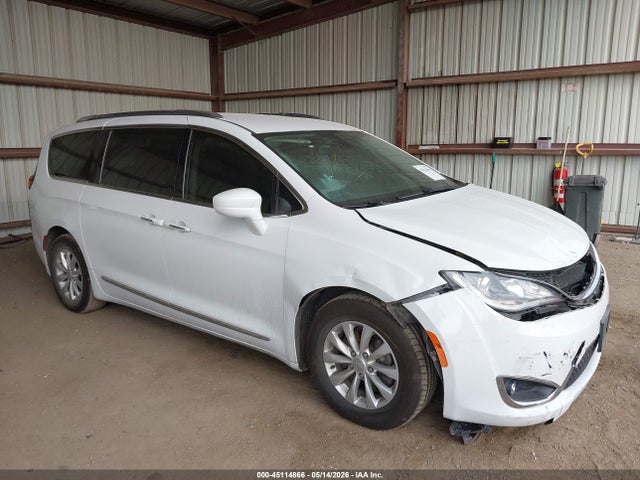Chrysler Pacifica Touring L 2018 2C4RC1BG6JR290427 Image 6