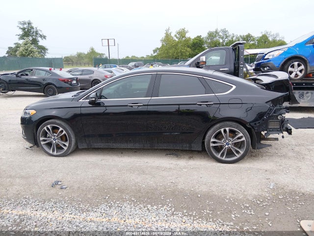 3FA6P0K98KR253691 Ford Fusion Titanium