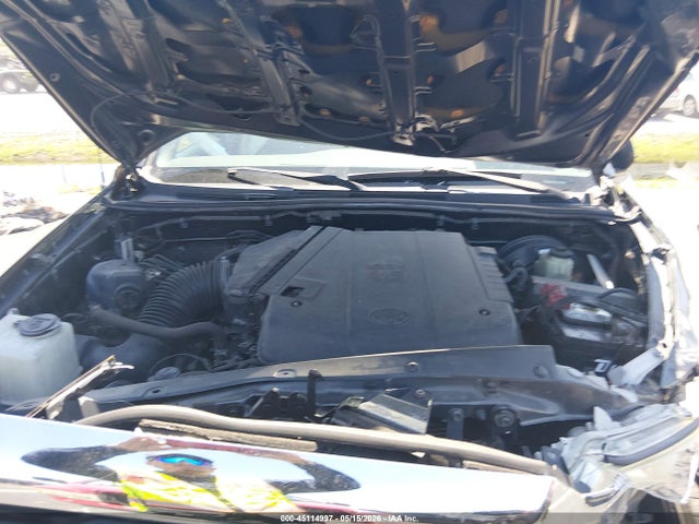 45114997 :رقم المزاد ، 3TMJU4GN8FM190444 vin ، 2015 Toyota Tacoma Prerunner V6 مزاد بيع