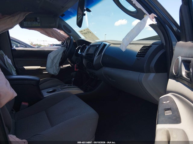 45114997 :رقم المزاد ، 3TMJU4GN8FM190444 vin ، 2015 Toyota Tacoma Prerunner V6 مزاد بيع