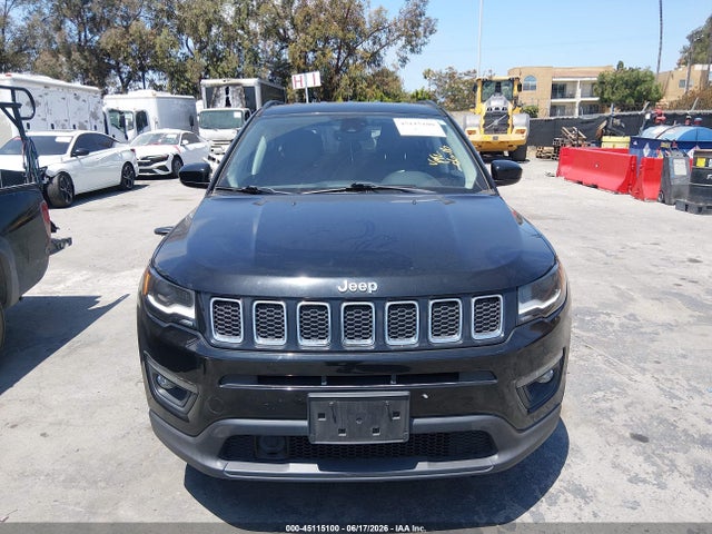 3C4NJCBBXJT293123 Jeep Compass Latitude Fwd