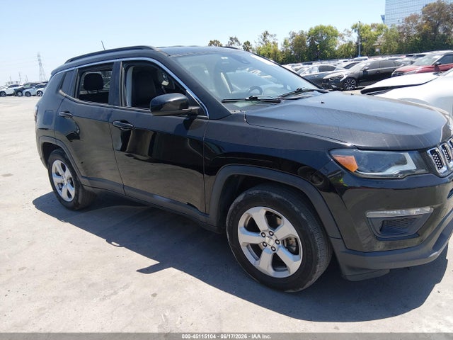 3C4NJCBB4JT293103 Jeep Compass Latitude Fwd