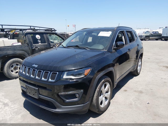 3C4NJCBB4JT293103 Jeep Compass Latitude Fwd
