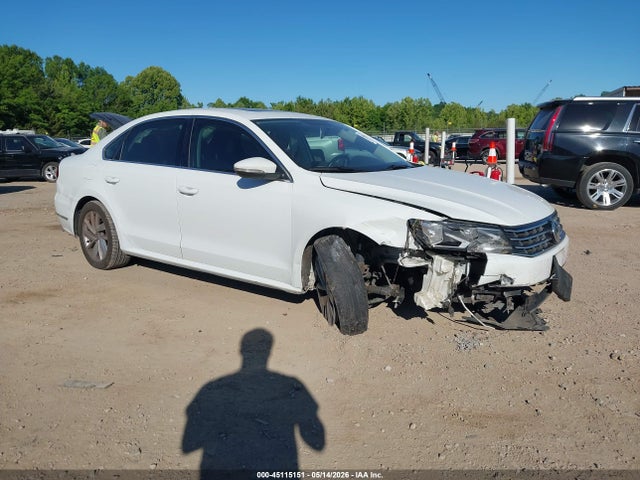 2018 Volkswagen Passat 2.0t Se მანქანა იყიდება აუქციონზე, vin: 1VWBA7A38JC003569, აუქციონის ნომერი: 45115151