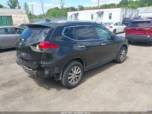 45115227 :رقم المزاد ، 5N1AT2MT5HC858128 vin ، 2017 Nissan Rogue Sv مزاد بيع