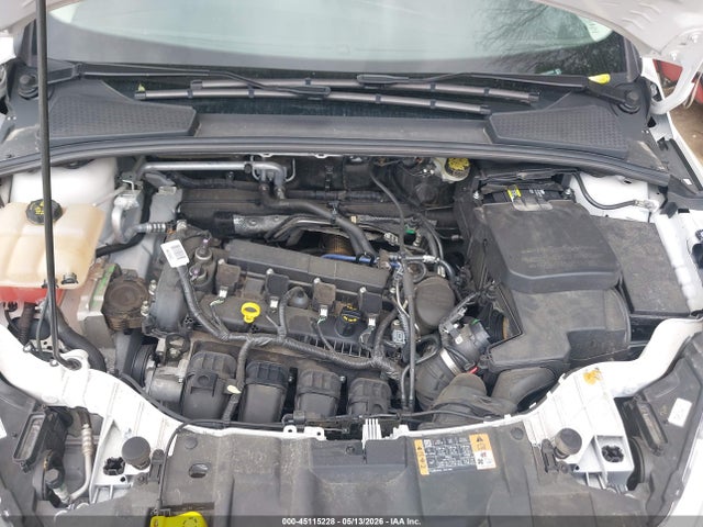 45115228 :رقم المزاد ، 1FADP3J28GL229443 vin ، 2016 Ford Focus Titanium مزاد بيع