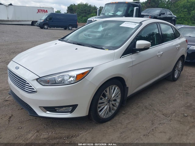 45115228 :رقم المزاد ، 1FADP3J28GL229443 vin ، 2016 Ford Focus Titanium مزاد بيع