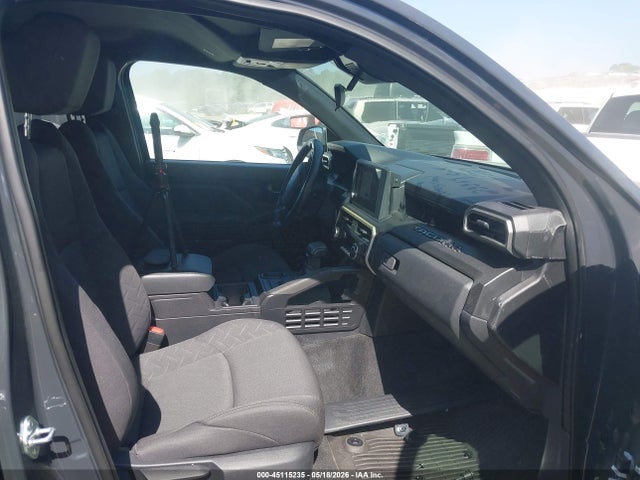 45115235 :رقم المزاد ، 3TYKD5HN9ST024232 vin ، 2025 Toyota Tacoma Sr مزاد بيع