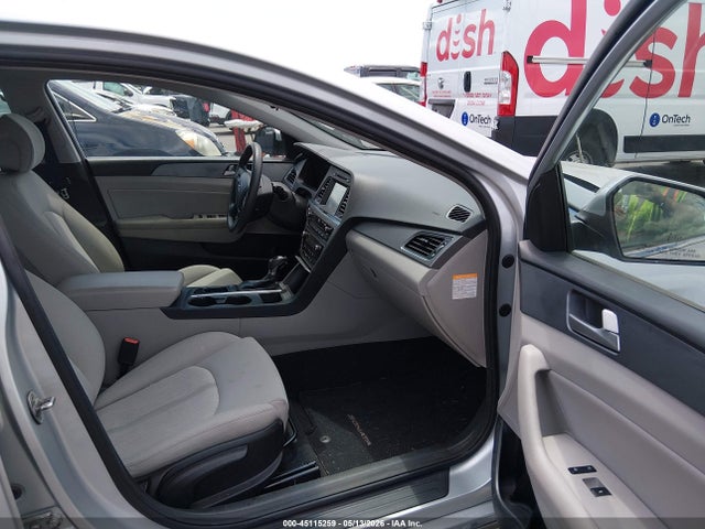 Aukcja sprzedaży 2017 Hyundai Sonata Hybrid Se, vin: KMHE24L14HA059145, numer aukcji: 45115259