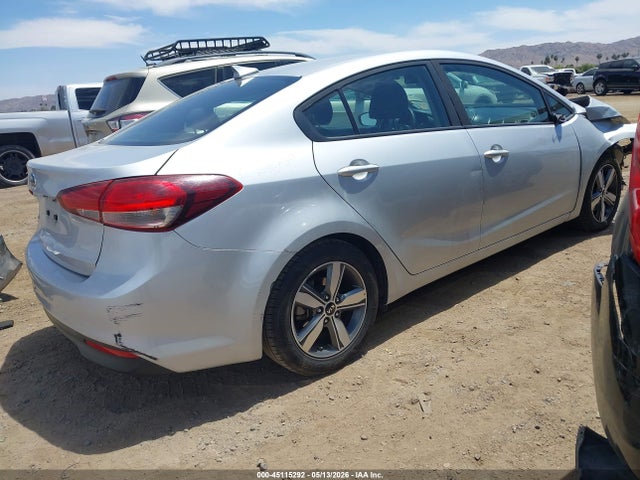 KIA FORTE LX 2018 3KPFL4A7XJE169939 Image 4