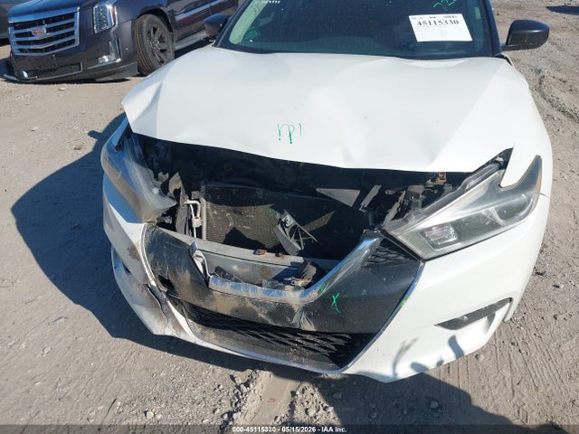 1N4AA6AP8JC372255 Nissan Maxima 3.5 S