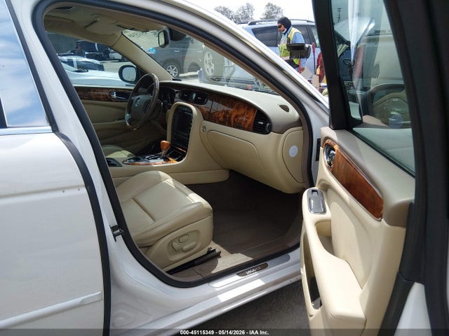 45115349 :رقم المزاد ، SAJWA79C55SG47829 vin ، 2005 Jaguar Xj Xj8 L مزاد بيع
