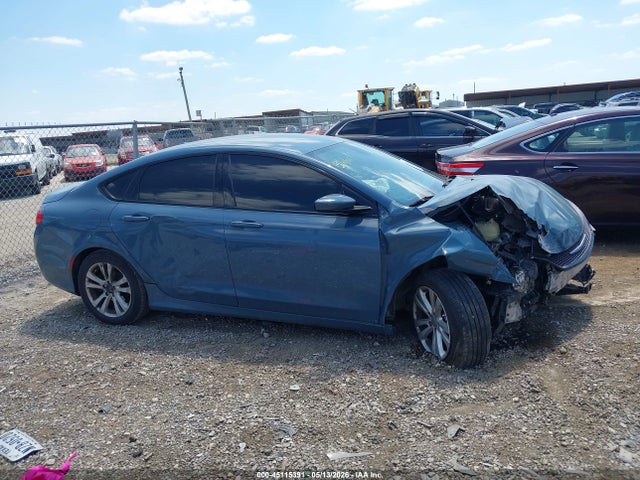 45115391 :رقم المزاد ، 1C3CCCBB3FN625934 vin ، 2015 Chrysler 200 S مزاد بيع