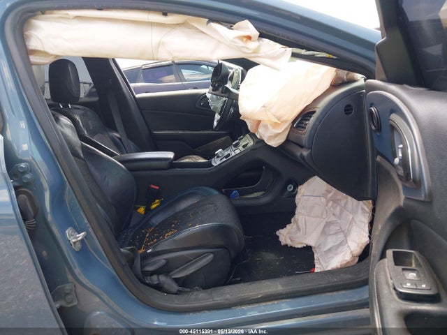 45115391 :رقم المزاد ، 1C3CCCBB3FN625934 vin ، 2015 Chrysler 200 S مزاد بيع