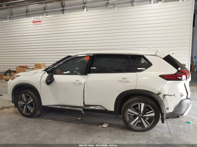 JN8AT3DD6MW313491 Nissan Rogue Platinum Intelligent Awd