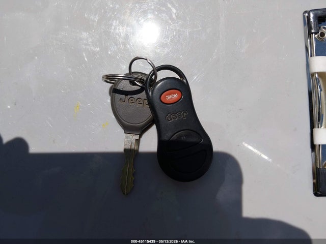 45115439 :رقم المزاد ، 1J4GW48S7YC248924 vin ، 2000 Jeep Grand Cherokee Laredo مزاد بيع
