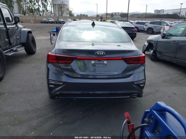 3KPF24AD7ME380903 KIA Forte Lxs