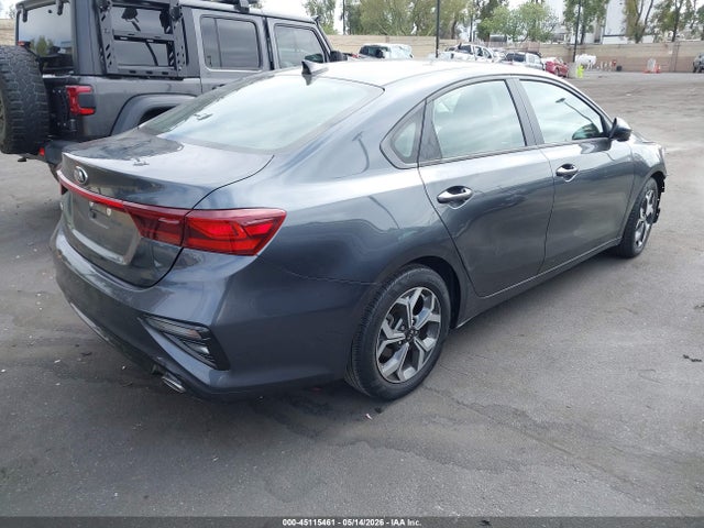3KPF24AD7ME380903 KIA Forte Lxs