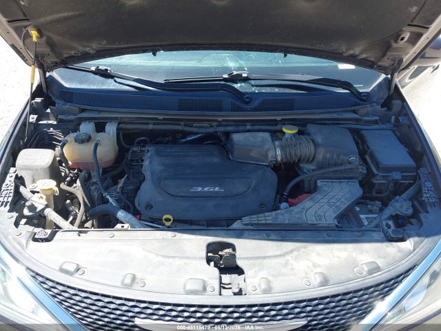 2017 Chrysler Pacifica Touring-l მანქანა იყიდება აუქციონზე, vin: 2C4RC1BGXHR539340, აუქციონის ნომერი: 45115479
