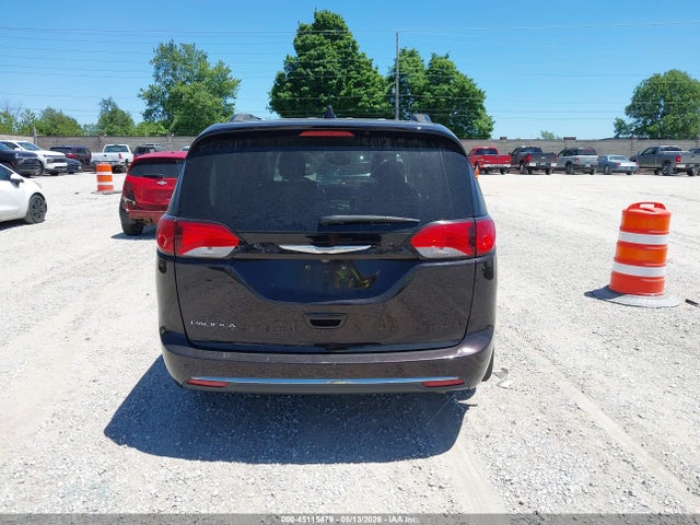 2017 Chrysler Pacifica Touring-l მანქანა იყიდება აუქციონზე, vin: 2C4RC1BGXHR539340, აუქციონის ნომერი: 45115479