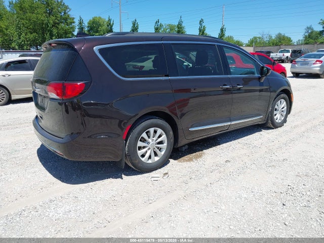 2017 Chrysler Pacifica Touring-l მანქანა იყიდება აუქციონზე, vin: 2C4RC1BGXHR539340, აუქციონის ნომერი: 45115479