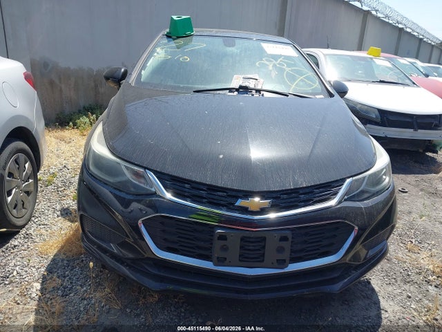 Продаж на аукціоні авто 2018 Chevrolet Cruze Lt Auto, vin: 1G1BE5SMXJ7132742, номер лоту: 45115490