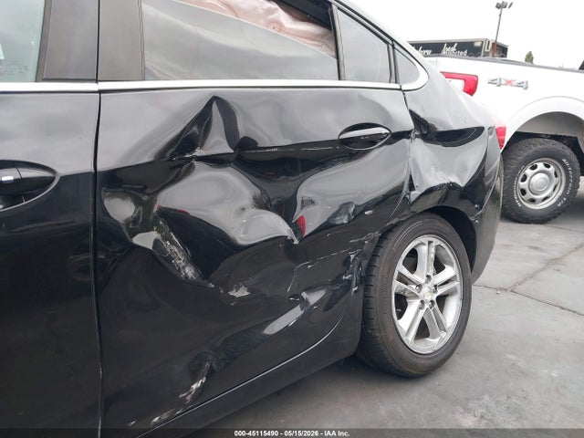 Продаж на аукціоні авто 2018 Chevrolet Cruze Lt Auto, vin: 1G1BE5SMXJ7132742, номер лоту: 45115490