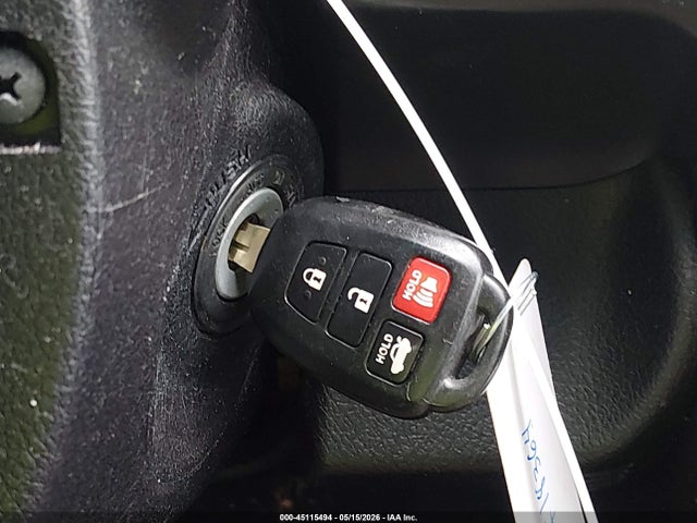 4T1BF1FK3HU713237 Toyota CAMRY SE