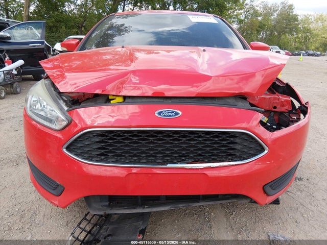 45115509 :رقم المزاد ، 1FADP3K2XFL307380 vin ، 2015 Ford Focus Se مزاد بيع