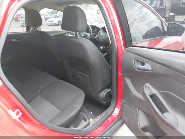 45115509 :رقم المزاد ، 1FADP3K2XFL307380 vin ، 2015 Ford Focus Se مزاد بيع